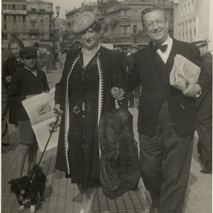 Vittorio e Lia Podrecca a passeggio