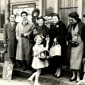 Podrecca in viaggio, foto di gruppo