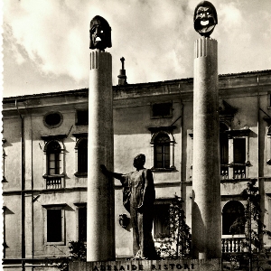 Cividale, monumento ad Adelaide Ristori !1822-1904)